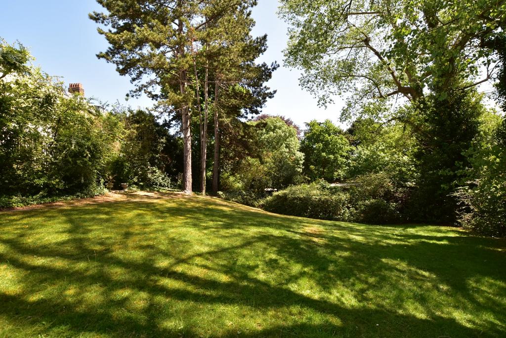 Communal garden