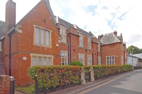 2 bedroom maisonette for sale, Ewell Grove Court, 13 West Street, Ewell Village, KT17