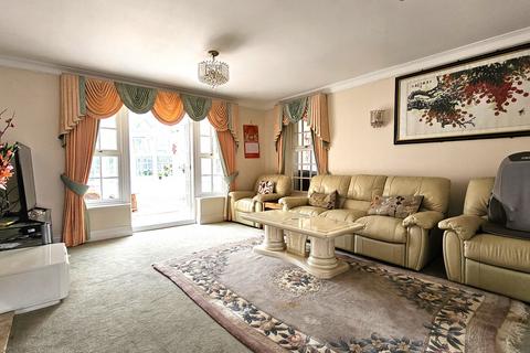 4 bedroom detached house for sale, Dickenswood Close, Crystal Palace, SE19