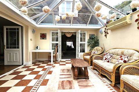 undefined, Dickenswood Close, Crystal Palace, SE19