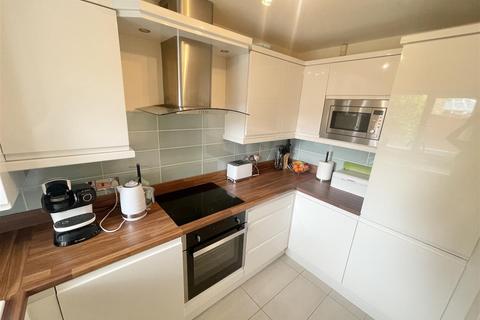 3 bedroom semi-detached house for sale, Daresbury Close, Wilmslow