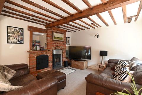 3 bedroom townhouse for sale, Fore Street, Framlingham, Suffolk