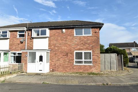77 Collingwood Crescent, Grimsby, DN34 5RG