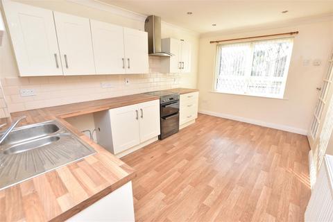 77 Collingwood Crescent, Grimsby, DN34 5RG