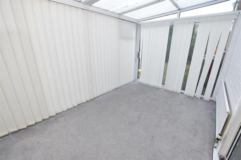 77 Collingwood Crescent, Grimsby, DN34 5RG