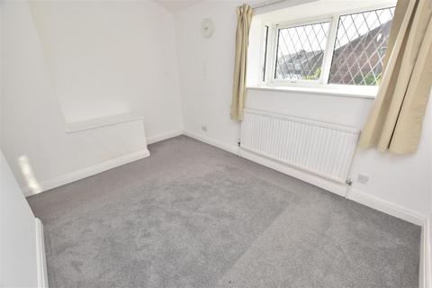 77 Collingwood Crescent, Grimsby, DN34 5RG