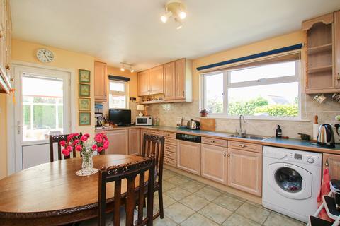 3 bedroom detached house for sale, Rue des Massies, St Saviour's, Guernsey, GY7