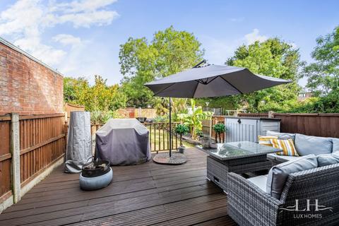 11 Kenley Gardens, Hornchurch, RM12 6PD