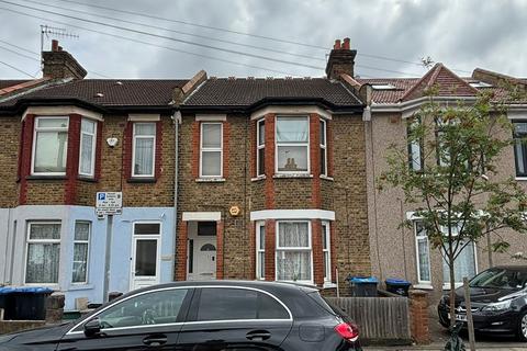 2 bedroom flat for sale, 22A Lancelot Road, Wembley, Middlesex, HA0 2BP