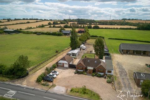 4 bedroom detached house for sale, Mayland