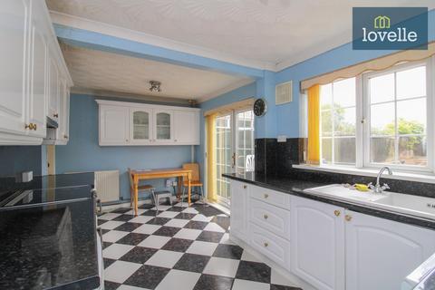 12 Ajax Close, Grimsby, DN34 5QR