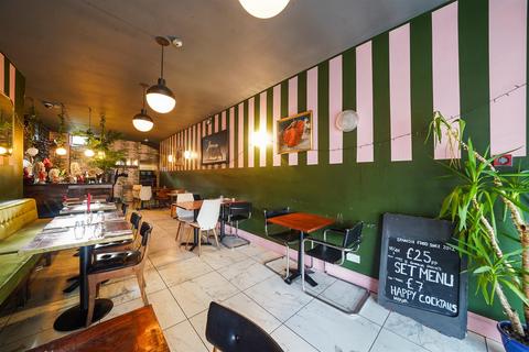 Restaurant to rent, Stoke Newington High Street, London N16