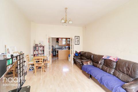 3 bedroom apartment for sale, Sidney Avenue, London