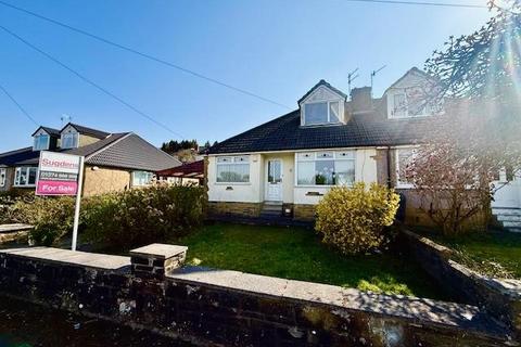 8 Gregory Crescent, Bradford, BD7 4PG