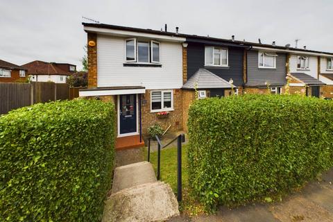 46 Charlesworth Close, Hemel Hempstead, HP3 9EW