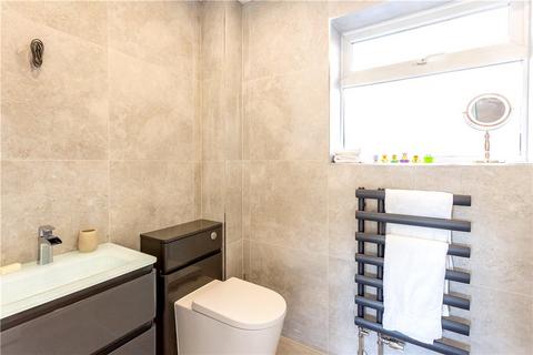 Flat 27, Cedar Court Birchington Road, Windsor, SL4 3QA