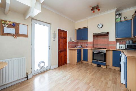 2 bedroom terraced house for sale, William Road, Sutton