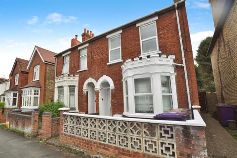 3 bedroom semi-detached house for sale, Lancaster Road, Hitchin