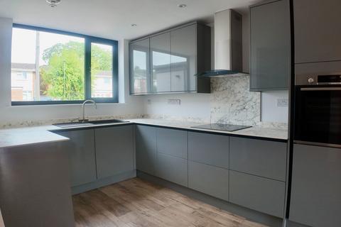 1 French Close, Witney, OX28 5JP