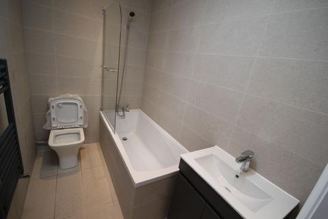 2 bedroom flat to rent, Harrow HA1