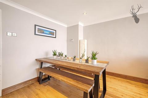 3 bedroom townhouse for sale, Echo Heights, London E4