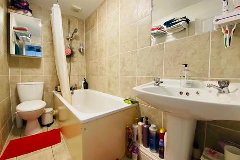 55 Ferndale Road, London, SE25 4QR
