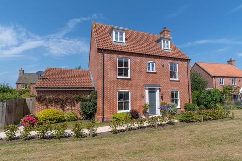 4 bedroom detached house for sale, Ashburton Close, Wells-next-the-Sea, NR23