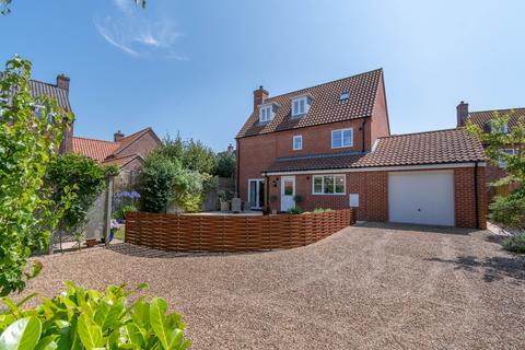 4 bedroom detached house for sale, Ashburton Close, Wells-next-the-Sea, NR23