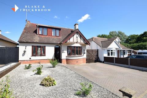 3 bedroom chalet for sale, Sladburys Lane, Holland-on-Sea