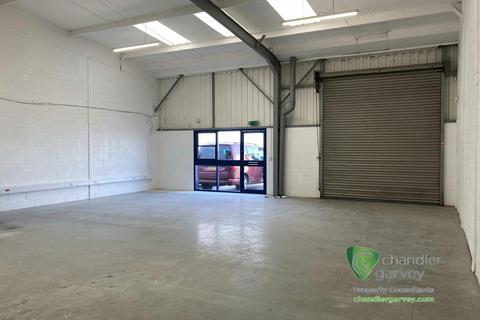 Industrial unit to rent, Aylesbury HP19