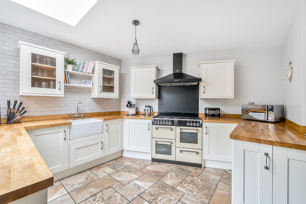 Fitted Kitchen
