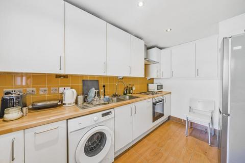 3 bedroom terraced house for sale, Nicholson Street, Borough