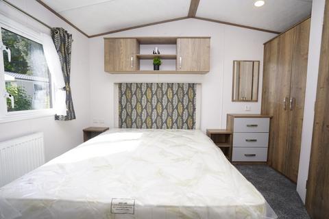 2 bedroom static caravan for sale, Ferryfields Holiday Park