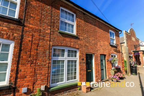 2 bedroom cottage for sale, High Street, Codicote