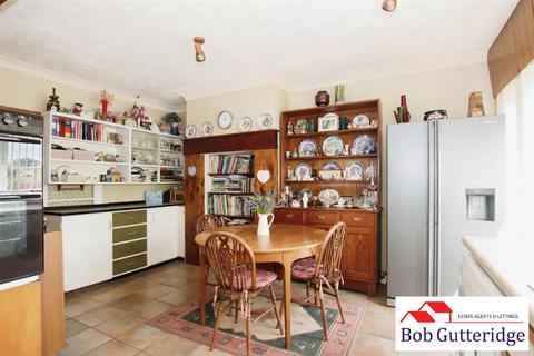 87 Botany Bay Road, Stoke-on-trent, ST1 6PU