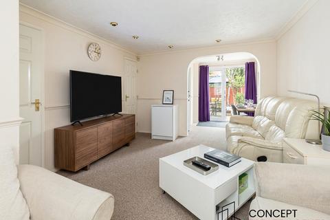 4 bedroom terraced house to rent, Wilson Avenue, Mitcham, CR4