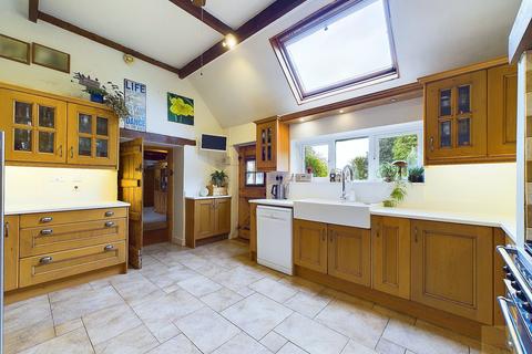 4 bedroom detached house for sale, Willoughby Road, Oakham LE15