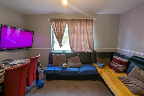 3 bedroom terraced house for sale, Normanton Grove, Leeds, West Yorkshire, LS11 8LD