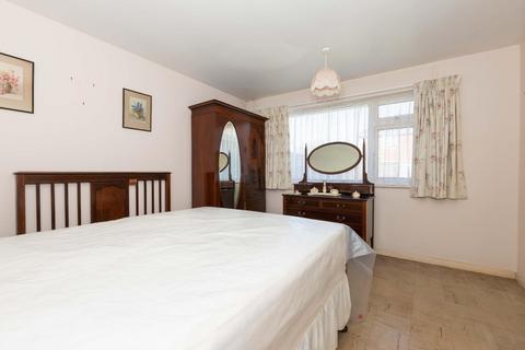 38 Dawn Crescent, Upper Beeding, Steyning, BN44 3WH