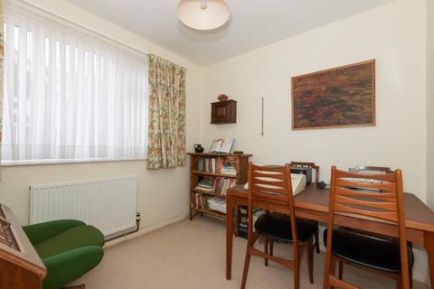 38 Dawn Crescent, Upper Beeding, Steyning, BN44 3WH