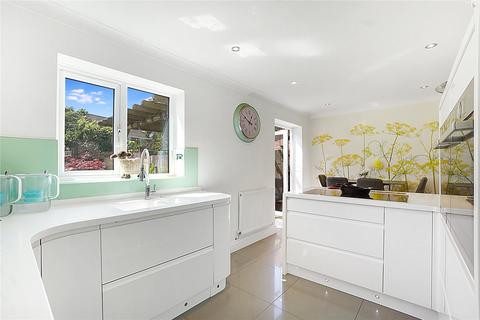 11 Borland Close, Greenhithe, DA9 9PD