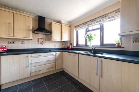 49 Henley Deane, Northfleet, Gravesend, DA11 8SU