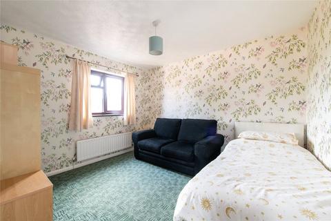 49 Henley Deane, Northfleet, Gravesend, DA11 8SU