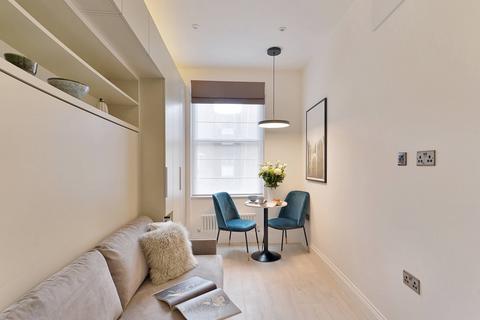Studio to rent, Linden Gardens, London W2