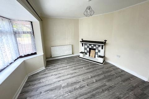 3 bedroom semi-detached house for sale, Dresden Close, Lanesfield, Wolverhampton, West Midlands, WV4