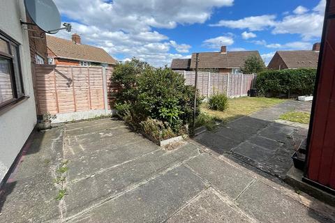 3 Dresden Close, Wolverhampton, WV4 6DG