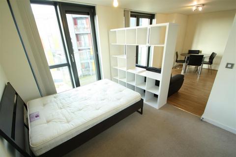 Studio to rent, Sky Apartments, Homerton Road, Hackney E9