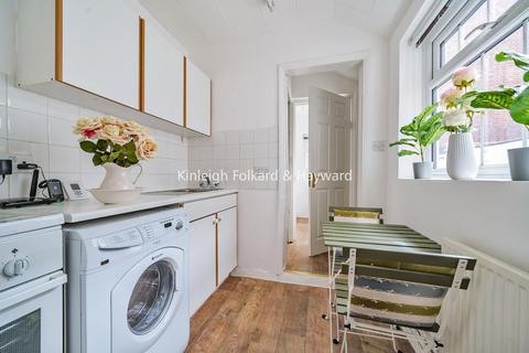 2 bedroom terraced house for sale, Hillside Grove, Southgate