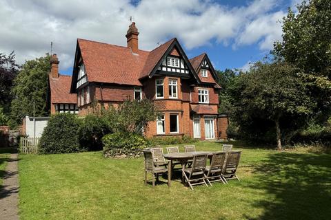 2 bedroom apartment for sale, Church Street, Barford