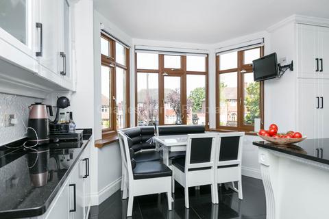 5 bedroom detached house for sale, Winchmore Hill Road, Southgate, N21